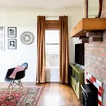 Cheerful House Near Coffee Food & Fenced-in Yard * Nashville