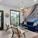 Unique With Pool, Patio, Parking Nashville