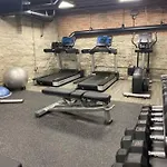 Regal Retreat In Pool Gym Free Parking *