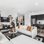Apartment Oasis On The River With Garage Walk To Downtown