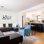 Spacious In A Quiet Neighborhood Holiday home Nashville