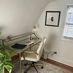 Holiday home Modern Close To Downtown *