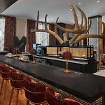 Fraye Curio Collection By Hilton Nashville