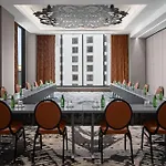 Fraye Curio Collection By Hilton Hotel *