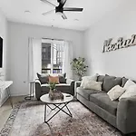 Apartment Chic On Main