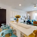 Apartment Jolene On Main 402