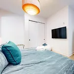 Jolene On Main 402 Apartment