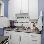 Walk To 12 South, 7 Min To Downtown, Free Parking! Apartment Nashville