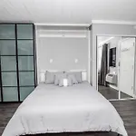 Walk To 12 South, 7 Min To Downtown, Free Parking! Apartment Nashville