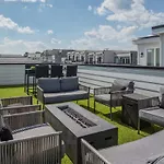 10 Percent Off Elevator Rooftop With Hot Tub & Views
