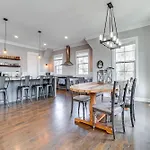 Beautiful Nashville House With Shelby Park Views!