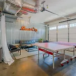 Carrie Underwood's East Side Rooftop Game * Nashville