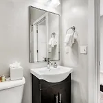 Apartment Cozysuites Musicrow Spacious 2br In Nashville! 31 Nashville