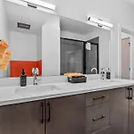 Modern, Free Parking, Walk To Everything Apartment Nashville