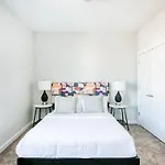 Cozysuites Two Spacious Music Row