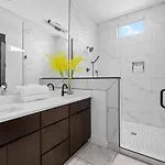 Magnificent 4 Bedroom -w Balcony & Fireplace
