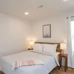 Ada Accessible Dog Friendly With Patio, Yard Ample Parking, Great For Families, 12 Mins To Broadway, 12south, Geodis Park, 24 Hr Hospitality Holiday home Nashville