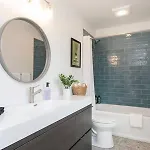 Ada Accessible Dog Friendly With Patio, Yard Ample Parking, Great For Families, 12 Mins To Broadway, 12south, Geodis Park, 24 Hr Hospitality