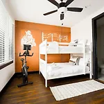 Holiday home - 1037 Southside Ct #2 & #3 - Combo
