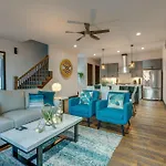 Holiday home - 1037 Southside Ct #2 & #3 - Combo *