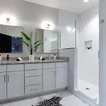 New East Oasis 13beds Roofdeck Free Parking Nashville
