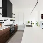 Nash Chic Near Dt Rooftop Luxe Comfort *