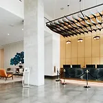 Apartment Deluxe On Broadway