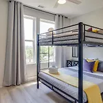 East Nash Double - 26 Beds Fast Holiday home Nashville