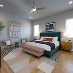 Rooftop Skyline Views Dt Nash Sleeps 12 Holiday home Nashville