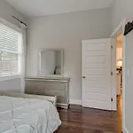 Large East With Game Sleeps 12 * Nashville