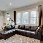 Holiday home Large East With Game Sleeps 12