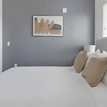 Landing - Modern Apartment With Amazing Amenities