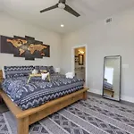 Luxury Four-Story Home With Rooftop Views, 10Min To Downtown! Sleeps 12!