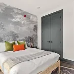 The Sobro - 6 Beds & 6 Blocks To Broadway *