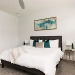 The Lillian House - Steps To Five Points