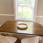 Hangout House Play, Work, And Visit Holiday home *