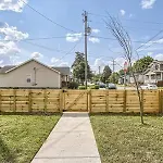 New Build 5 Min To Broadway Sleeps 10