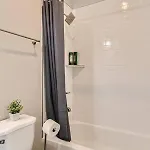 New Build 5 Min To Broadway Sleeps 10 Holiday home Nashville