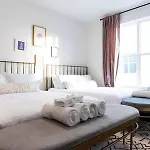 Luxe Hillsboro Village Homes For 24 With 4 Patios, Rooftops And Garage Parking, Gourmet Kitchens And Smart Tvs, Walk To Vanderbilt, Pancake Pantry And Fido, 24hr Hospitality, 10 Min To Broadway And The Parthenon * Nashville