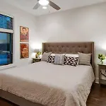 6 Bedroom Gulch Homes, Garages, Rooftops, Walk To Gulch 10 Mins To Broadway, 24 Hour Hospitality Team, Perfect For Groups * Nashville