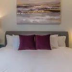 Holiday home 7Br Retreat, Rooftops, Garages, Walkable To Faves 5 Mins To Nissan Stadium, Less Than 10 Mins To Broadway, 24 Hr Hospitality, Great For Groups Nashville