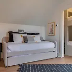 Holiday home 7Br Retreat, Rooftops, Garages, Walkable To Faves 5 Mins To Nissan Stadium, Less Than 10 Mins To Broadway, 24 Hr Hospitality, Great For Groups