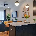 Holiday home 7Br Retreat, Rooftops, Garages, Walkable To Faves 5 Mins To Nissan Stadium, Less Than 10 Mins To Broadway, 24 Hr Hospitality, Great For Groups *