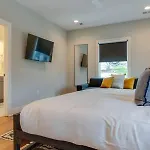 7Br Retreat, Rooftops, Garages, Walkable To Faves 5 Mins To Nissan Stadium, Less Than 10 Mins To Broadway, 24 Hr Hospitality, Great For Groups * Nashville