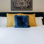 Holiday home Spacious 4br, Rooftop Patio, Garage, Walk To Faves, 5 Mins To Nissan Stadium, Less Than 10 Mins To Broadway, 24 Hr Hospitality, Great For Groups *