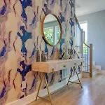 Stylish 4bed Retreat With Rooftop, Garage, Peloton, Sleeps 12, Fire Table, Gourmet Kitchen, Cozy Living Space, Dedicated Parking, Near Distilleries, Marathon Village And Nightlife, Chic Skyline Views, 24 Hour Hospitality Holiday home *