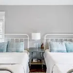 Spacious Dog Friendly 3 Bedroom Townhome, Grill, Patio 3 Blocks To Grocer, 5 Mins To 5 Points, 15 Mins To Broadway, 24 Hour Hospitality Team, Perfect For Families Holiday home