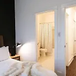 Holiday home Luxury Hillsboro Village Rooftop Retreat Sleep 12 W Chef S Kitchen Smart Tvs & Garage Walk To Vanderbilt Pancake Pantry & Boutique Shopping Minutes To Broadway 12 South & The Parthenon 24 7 Hospitality