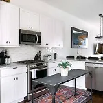 Hillsboro Village Rooftop Retreat With Views, Sleep 12 With Gourmet Kitchen, Smart Tvs & Garage, Walk To Vanderbilt, Pancake Pantry And Boutique Shopping, Minutes To Broadway, 12 South And The Parthenon, Perfect For Groups, 24hr Hospitality