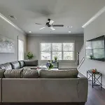 Elegant 4 King Belmont Retreat With 2 Living Walk To Belmont And Vanderbilt Near 12th South Music Row & The Gulch 2 Miles To Broadway Large Dining Table Smart Tvs Parking 24 Hr Hospitality * Nashville